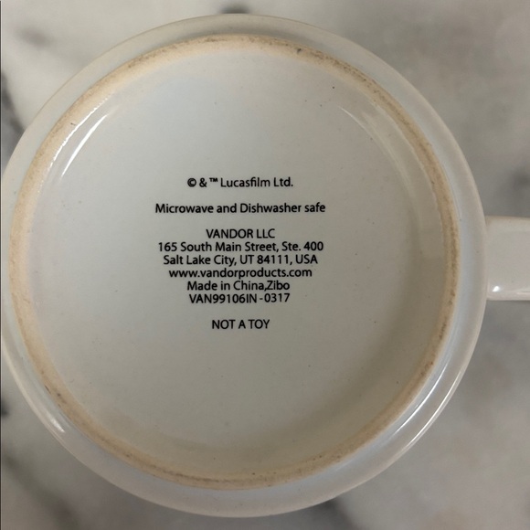 R2-D2 Mug - Picture 7 of 8